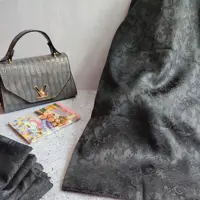 شال مشکی تور نگین بافت،  بسیار مشکی