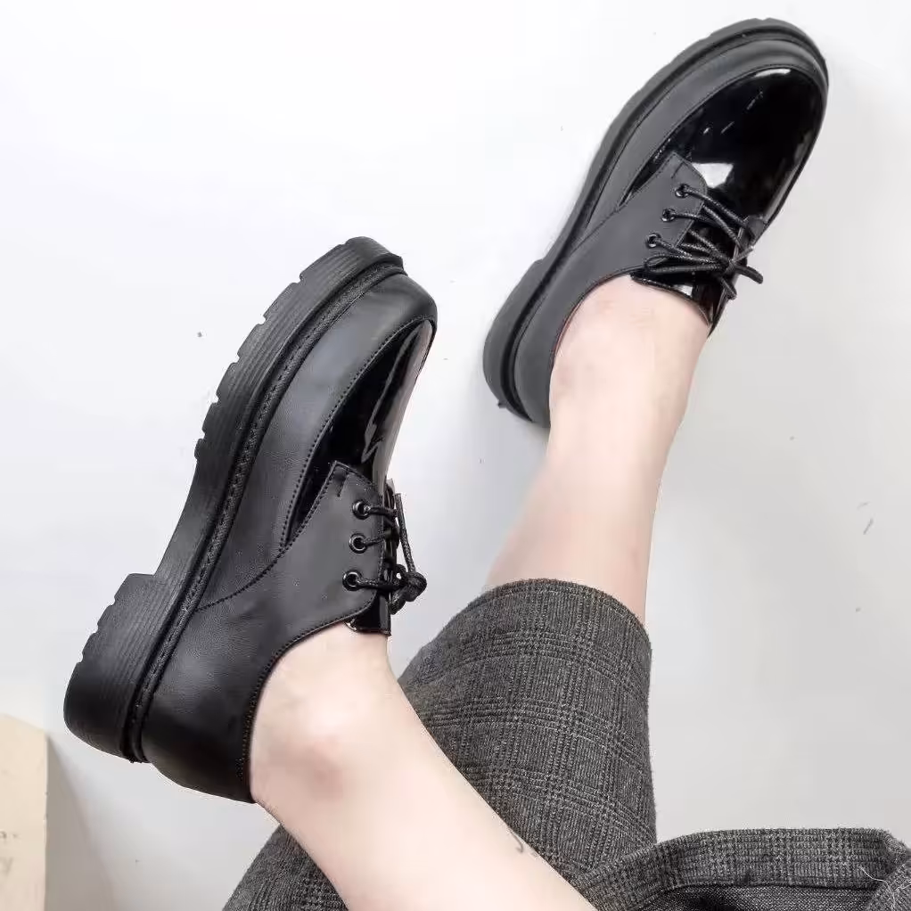 کفش چرم وورنی