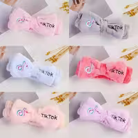 هدبند نرم و‌ پشمالوی tik tok پاپیونی