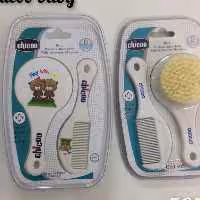 ست شانه و برس چیکو  مناسب برای رده سنی 0تا 24ماه با تنوع طرح عروسکی بر  روی دسته مناسب برای دختر و پسر  