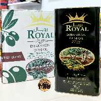 روغن زیتون رویال بدون بو4لیتر اصل اسپانیا(4عددی)ارسال رایگان سراسر کشور مخصوص سرخ و پخت پز بدون بو درجه یک و با کیفیت