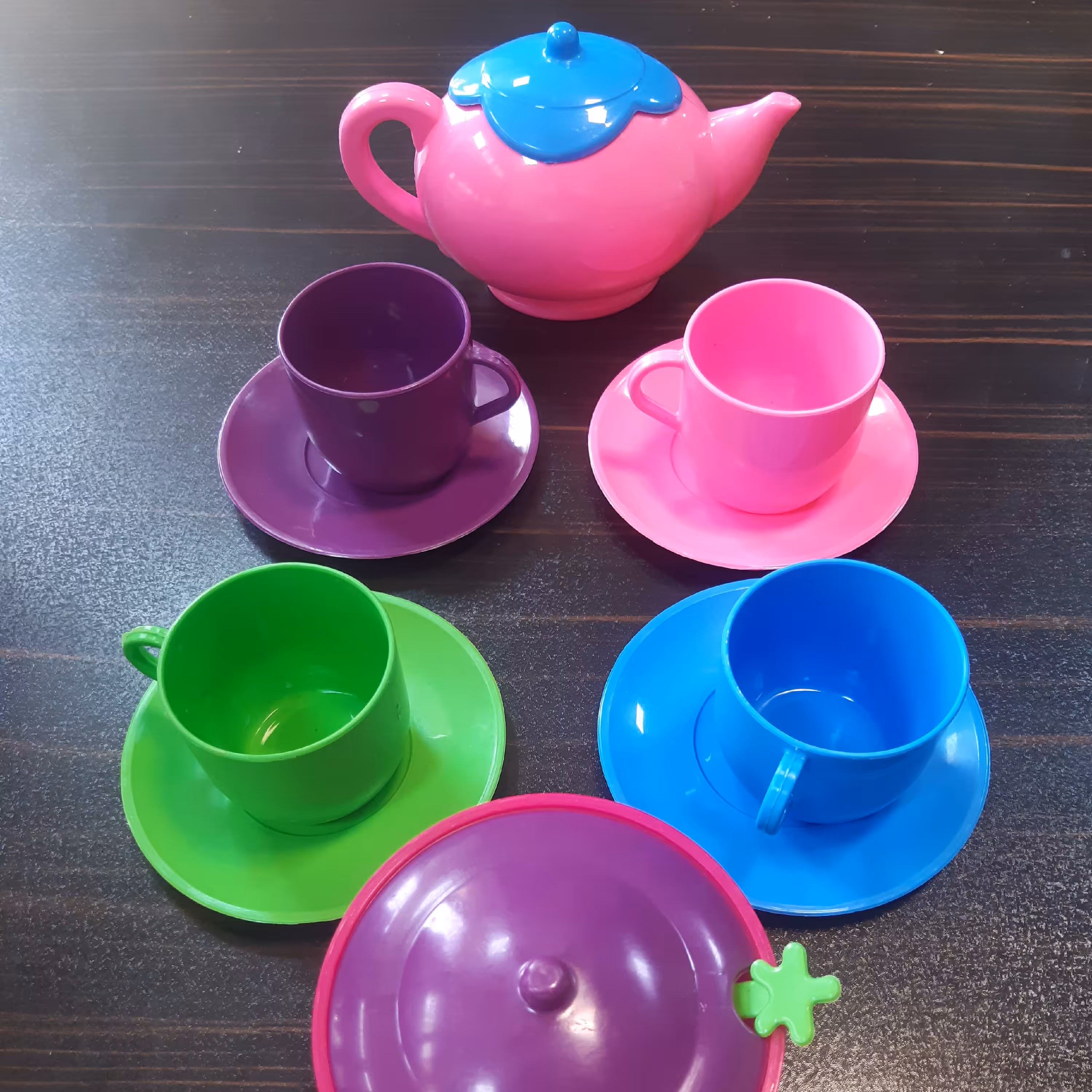 ست چای خوری پلاستیکی کودکان( مخصوص خاله بازی)