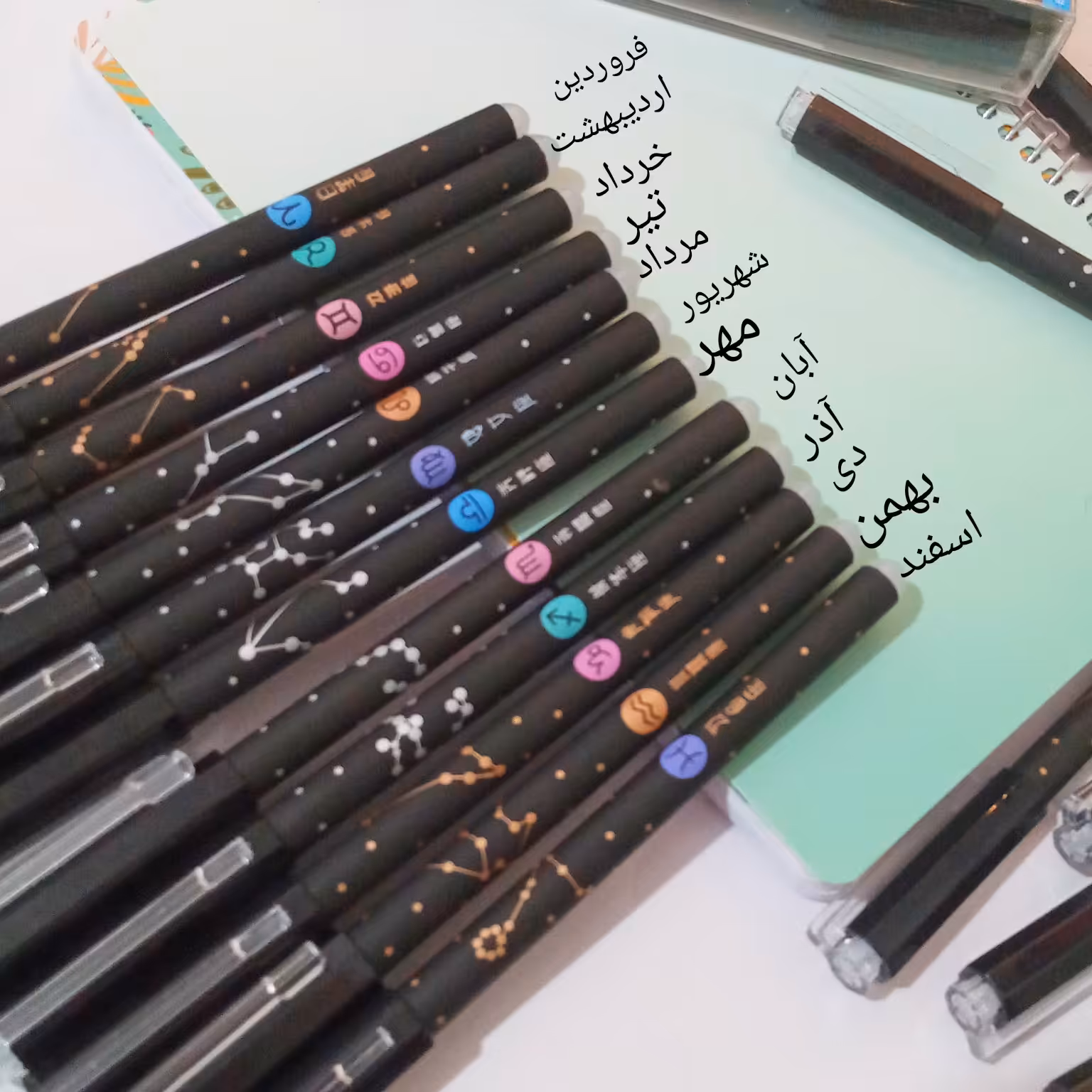 رواننویس ‌پاکن دار  ماه تولد