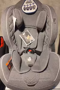 صندلی ماشین کودک آکو ایزوفیکس دار با خواب کامل نوزادی تولد تا 7 سالگی سایز 0 تا 25 کیلوگرم AKO kabuk