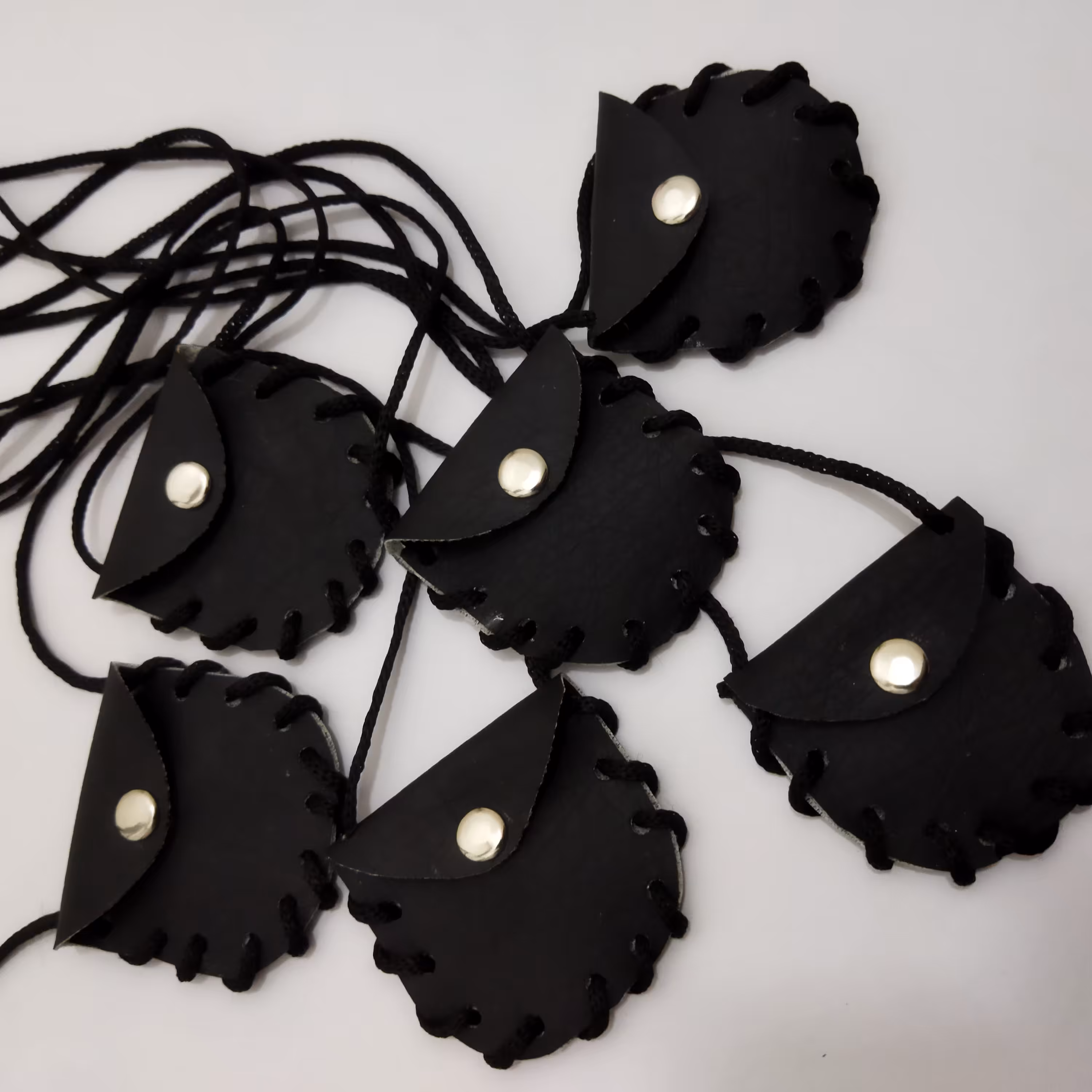 پک 6 تایی کیف جا دعایی چرم دست دوز  گردن آویز