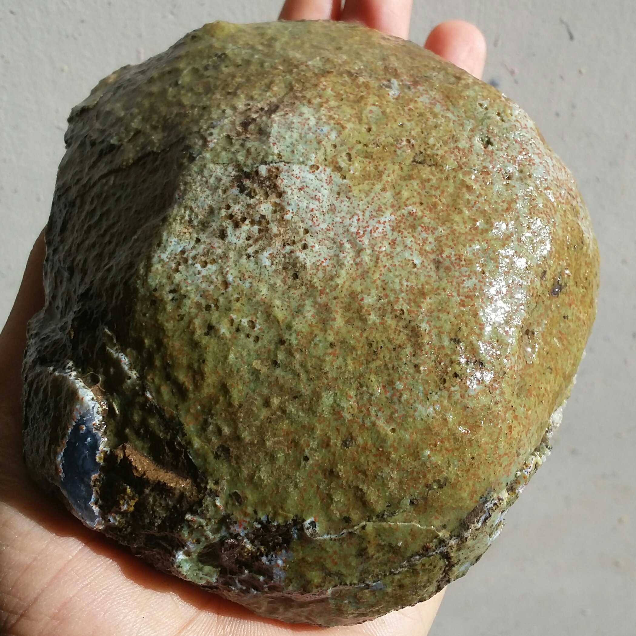 سنگ راف خام غووولپیکر عقیق توپی برش نخورده 100 در صد طبیعی شاهکار خلقت سرشار ازخواص
با قابلیت ساخت چندین نگین فوق العاده