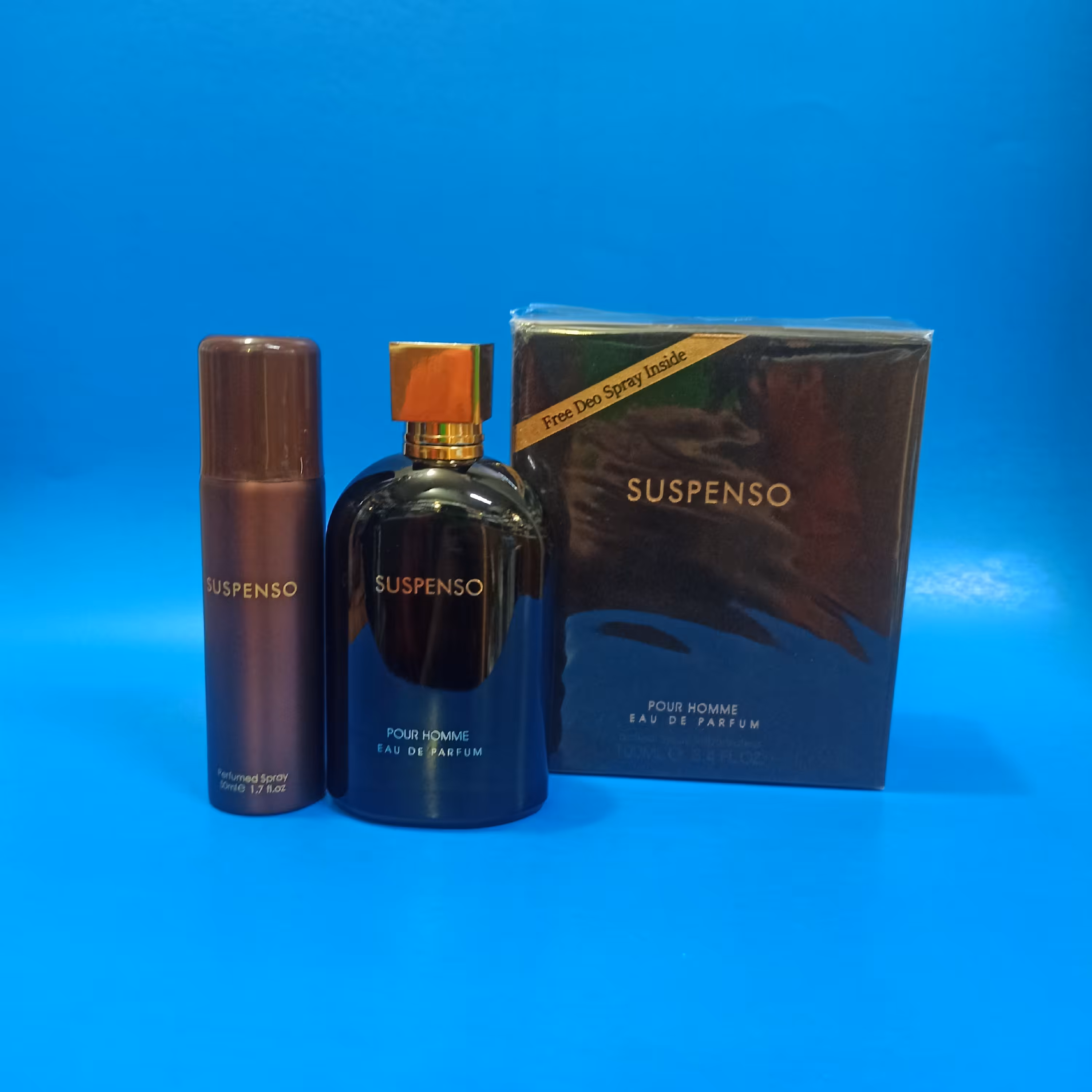 ادکلن مردانه سوسپنسو Suspenso همراه با اسپری برند فراگرنس ورد Fragrance World