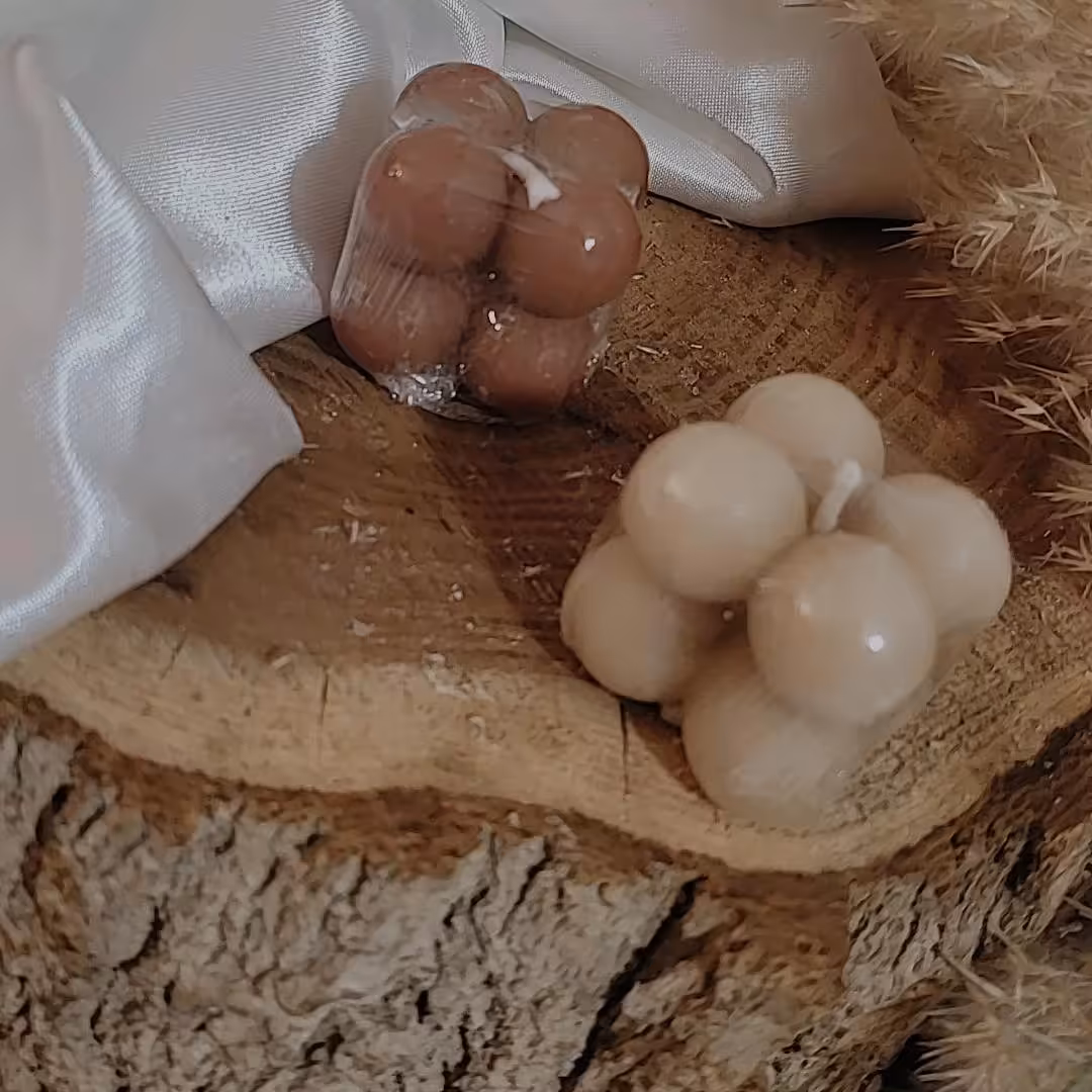 شمع روبیک 2 در 2 مناسب گیفت عروسی و نامزدی دارای رنگ بندی 