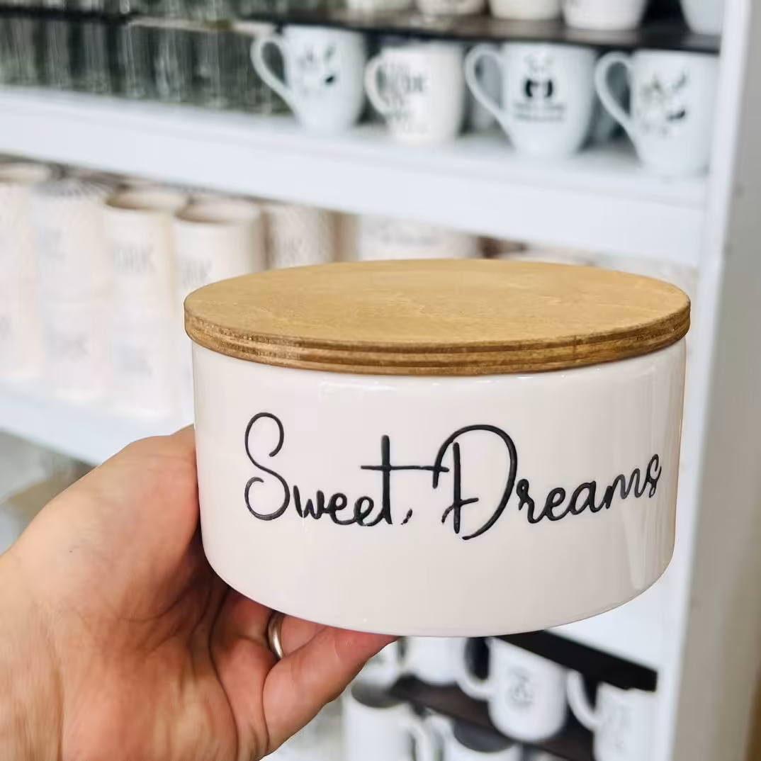 بانکه سرامیکی تکست دار درچوبی