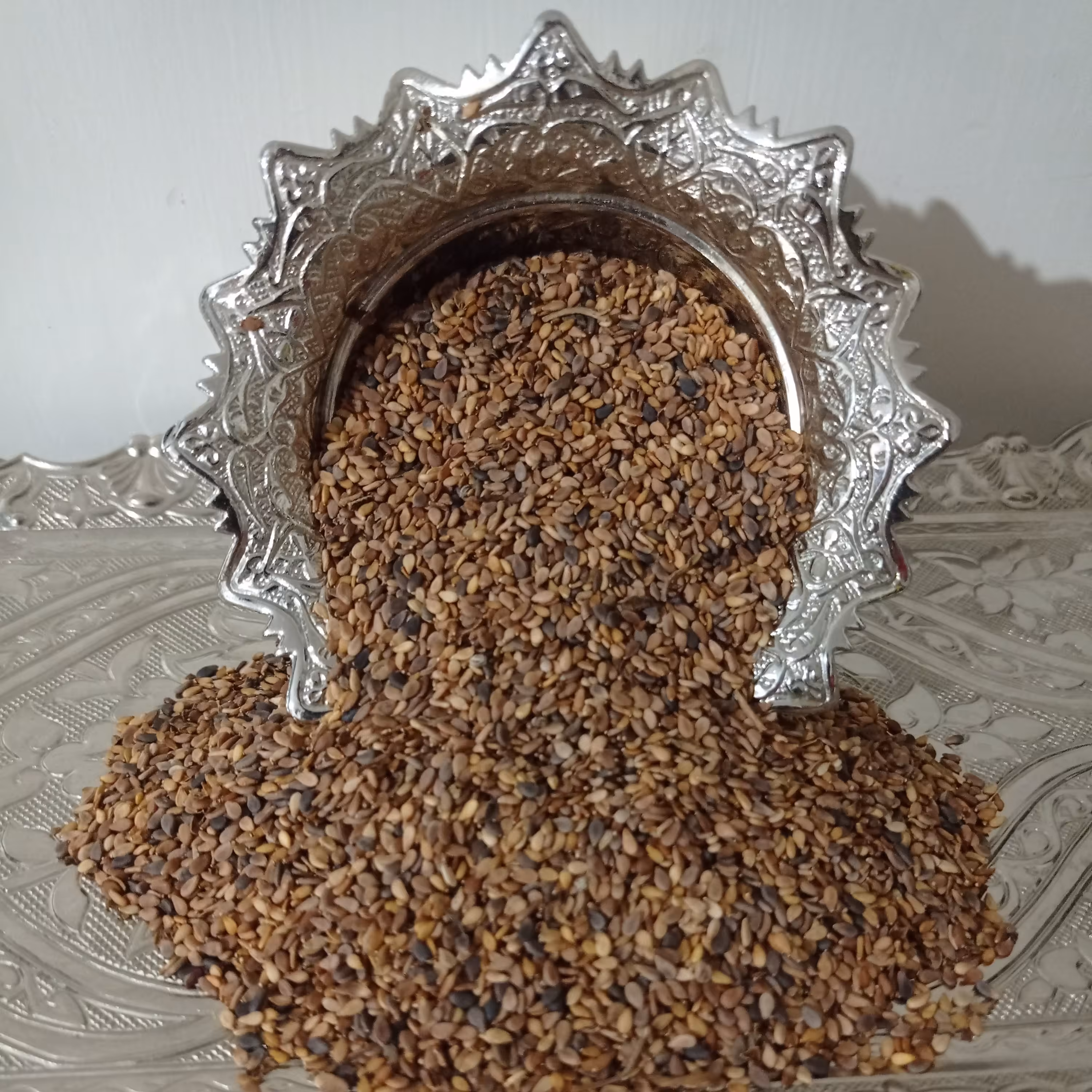 کنجد قهوه ای شسته شده(100 گرمی)