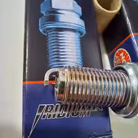 شمع ایریدیوم موتور سیکلت مناسب بنلی 250 آپاچی 180 ان اس 200