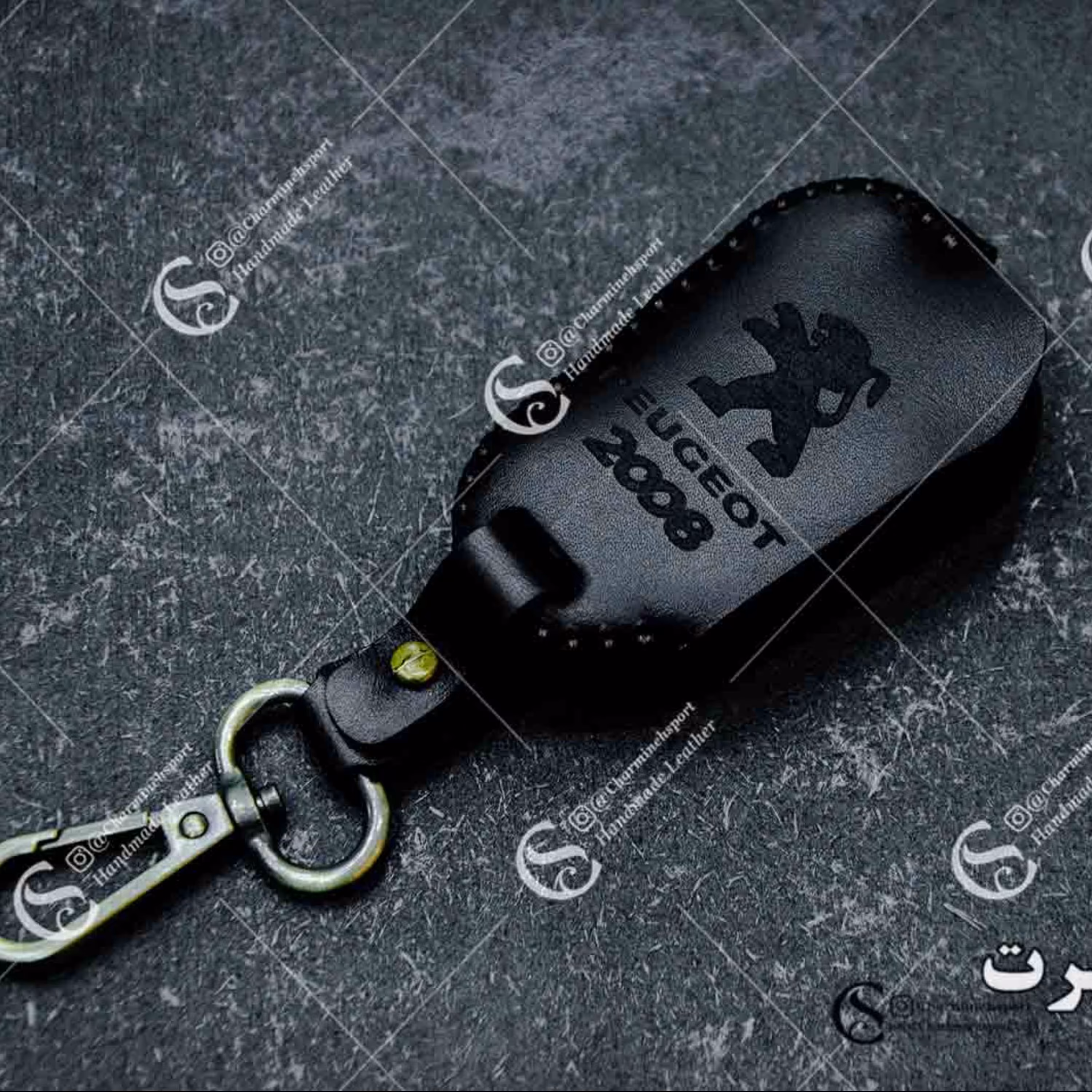 جاسوییچی چرم طبیعی گاوی مشکی مناسب پژو 2008