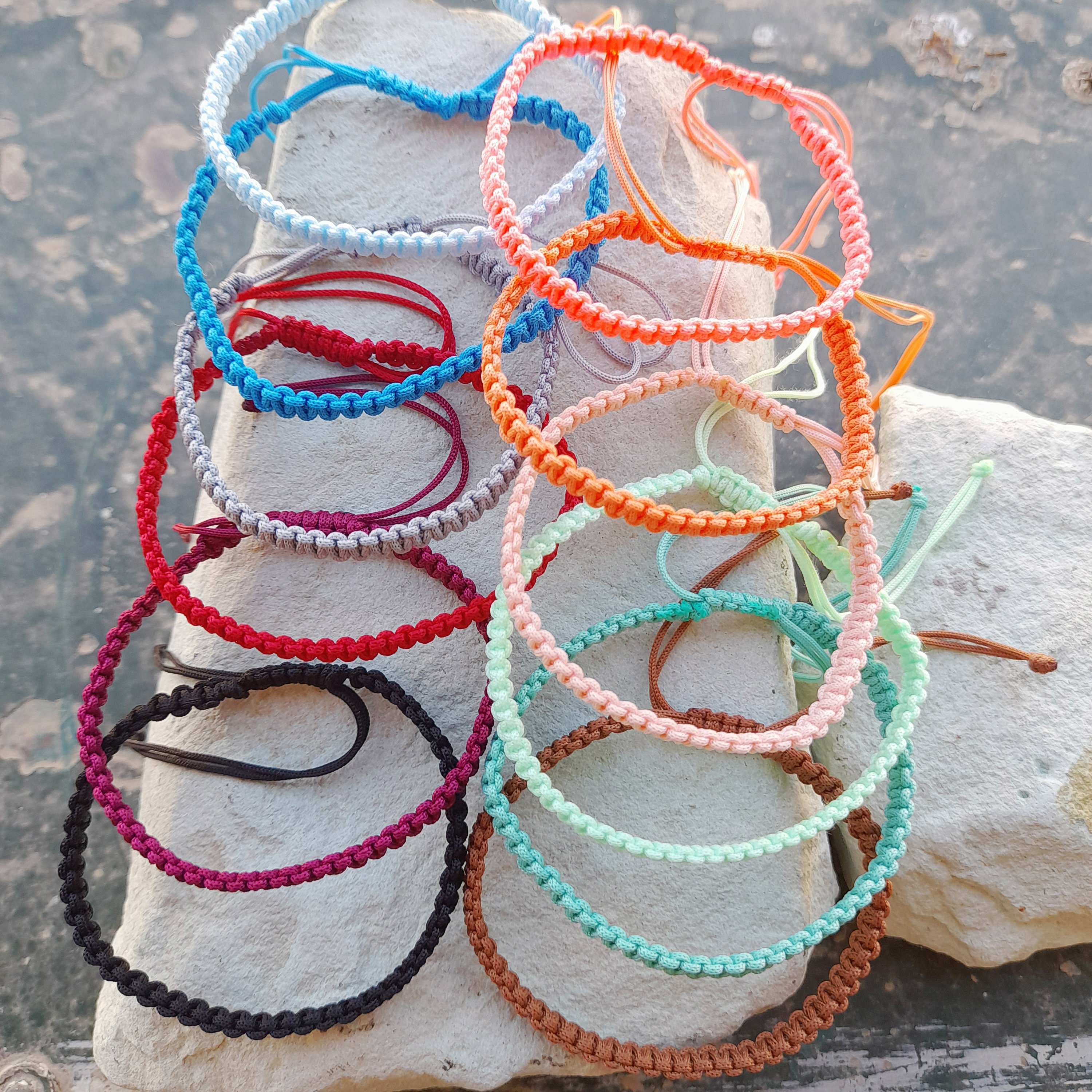 پخش عمده دستبند دوستی گره ای 12 عددی