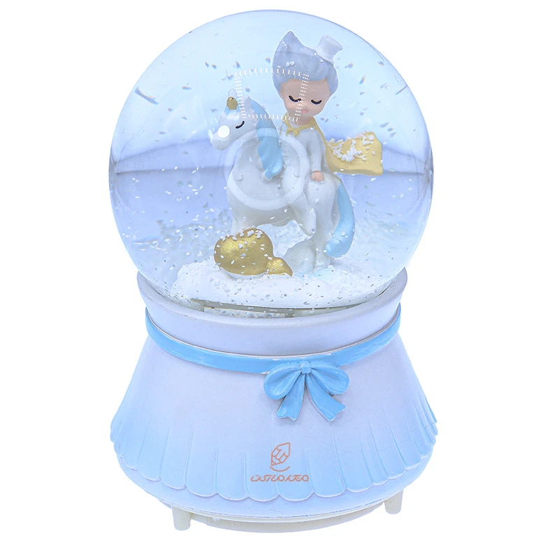 گوی فانتزی بزرگ موزیکال سفید طرح شاهزاده و اسب تک شاخ