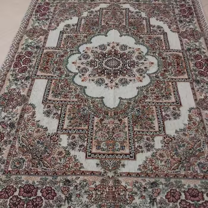 روفرشی مخمل زرکدار 3متری رنگ کرم طرح حوض نقره مدل ستاره ای