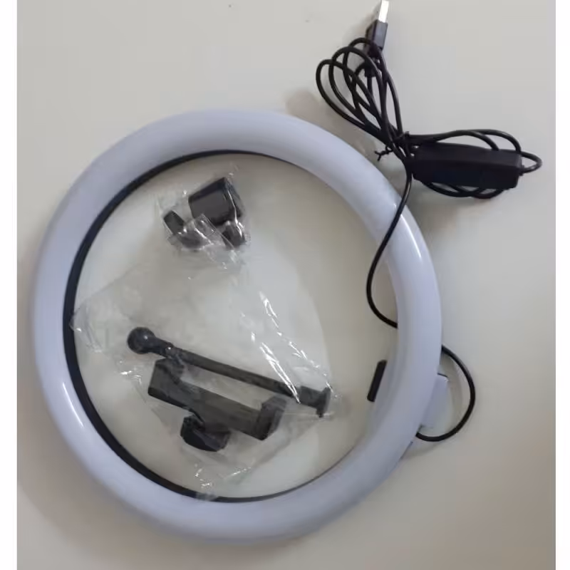 رینگ لایت مدل R-JTAOPC6000 دارای سه رنگ مهتابی سفید زرد