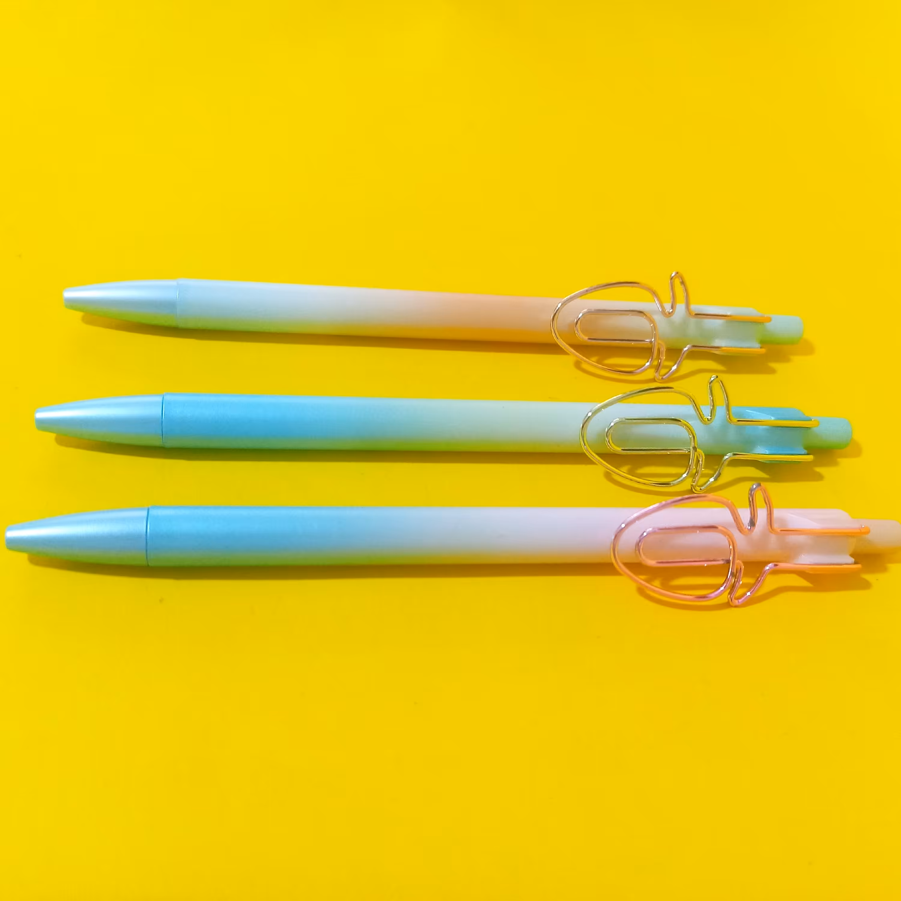 مداد نوکی فانتزی 0.7 بدنه ی طیفی و پاستیلی