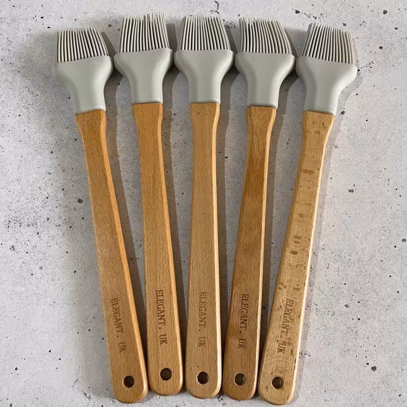 فرچه سیلیکونی دسته چوبی الگانت ( 30 سانتی )


