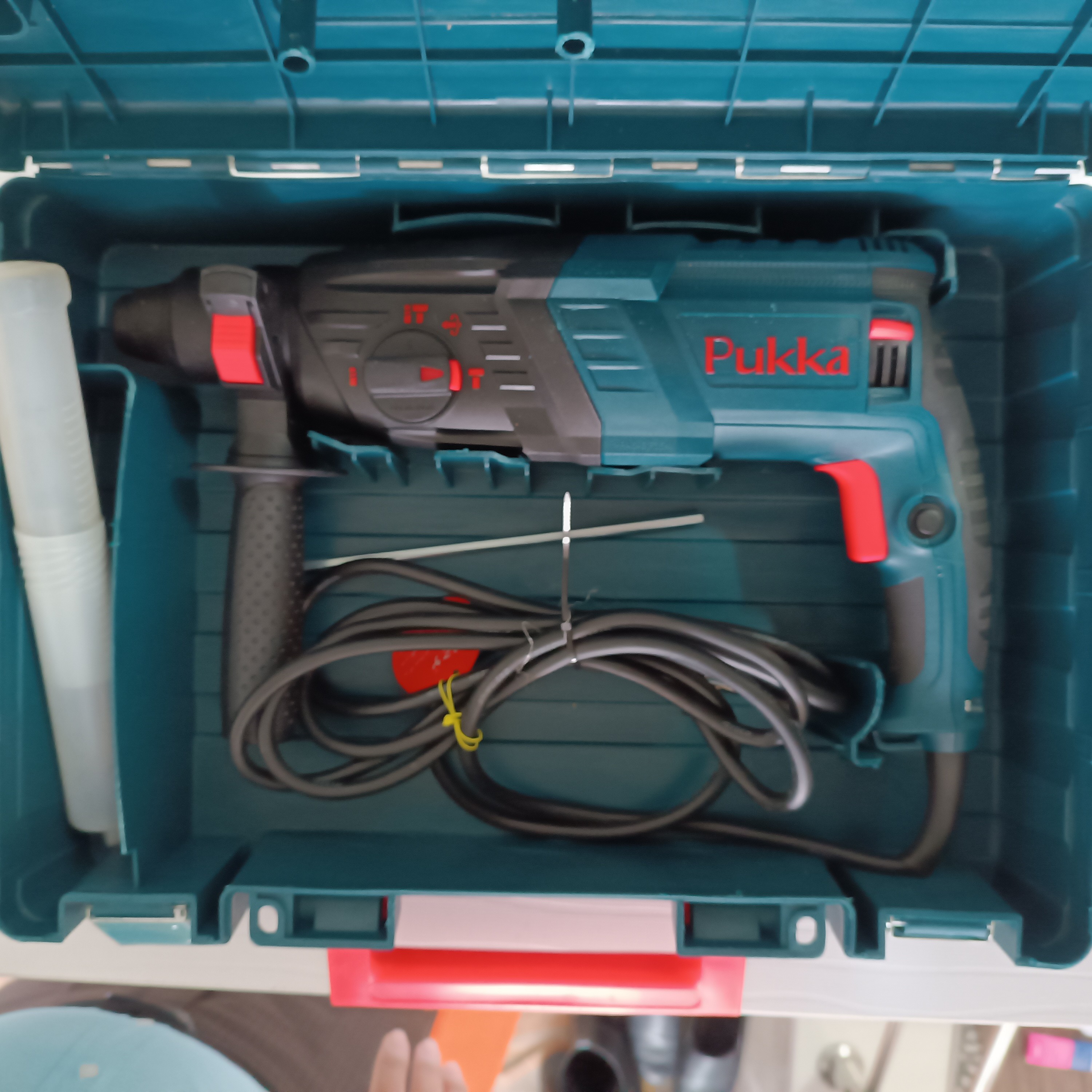 دریل بتن کن 3 حالته پوکا مدل RH2633  چهار شیار سوراخکاری چکشی تخریب سوراخکاری ساده سیستم گردش راست گرد و سیستم گردش چپ گ