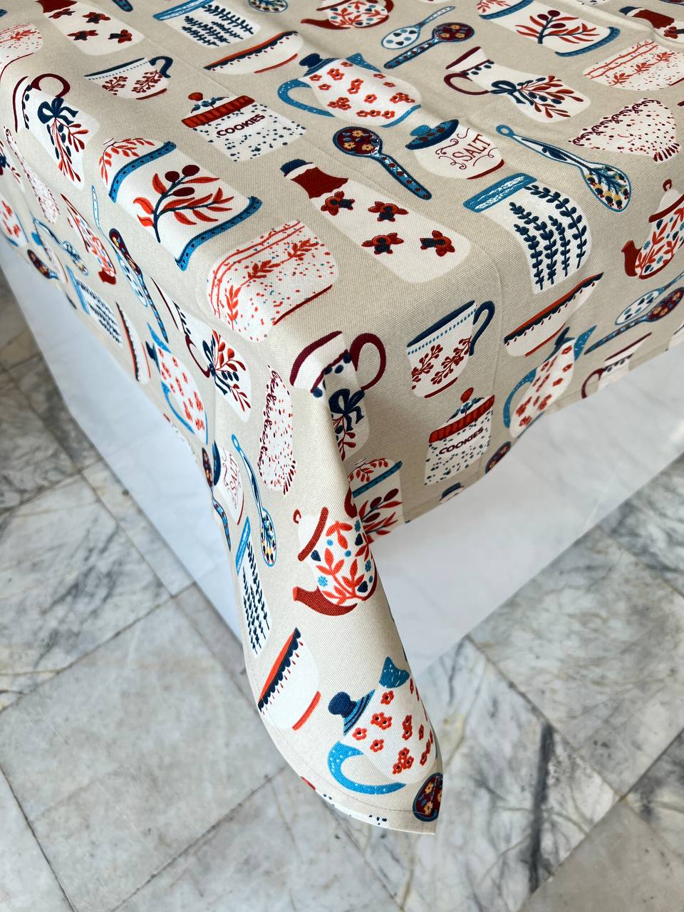 رومیزی داک طرح ظروف