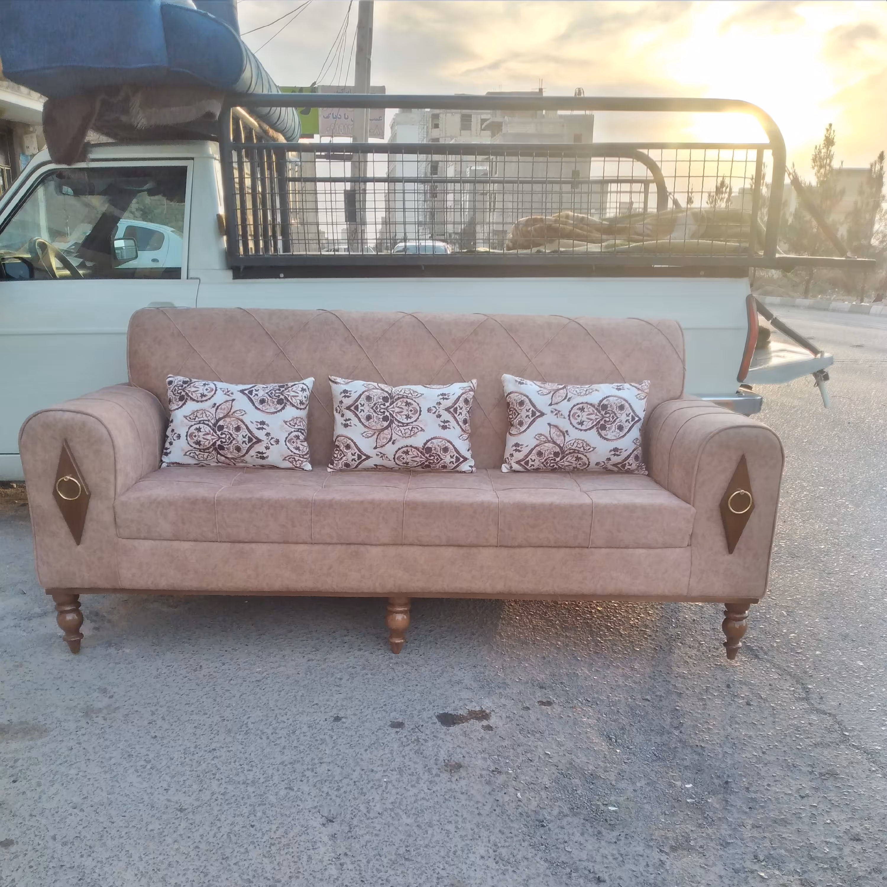 مبل اسکارلت و نیواسکارلت