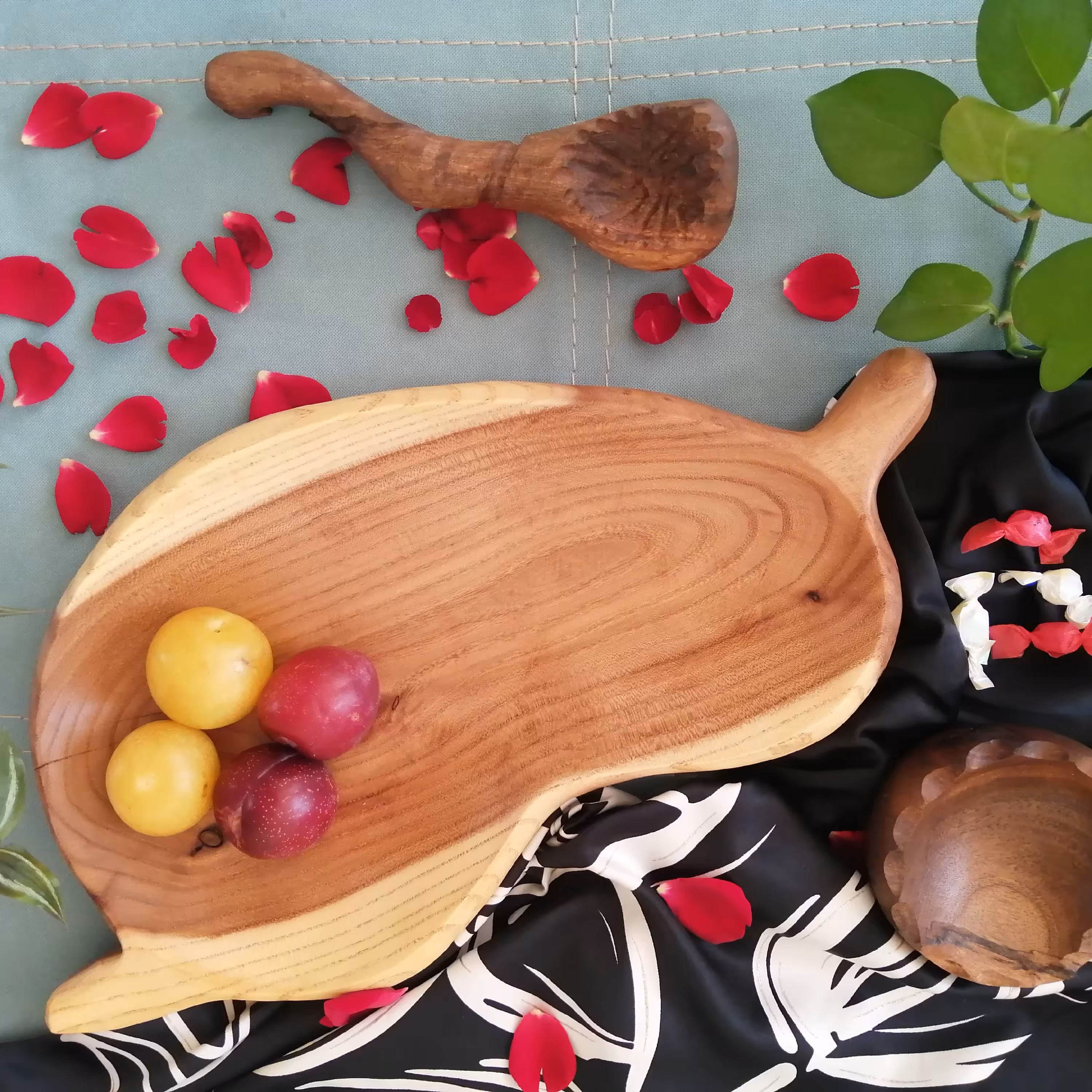 ظرف پذیرایی چوبی مدل فانتزی 