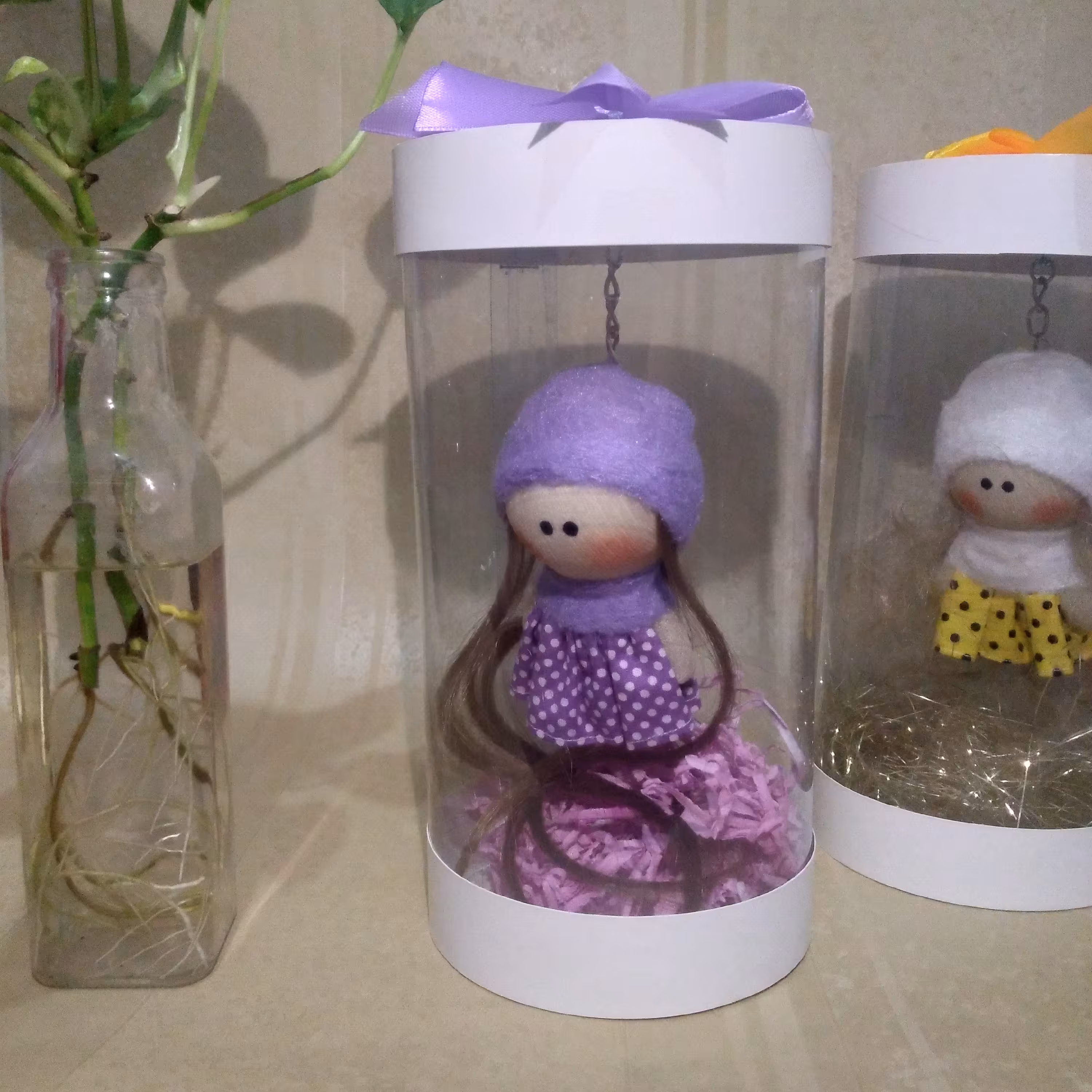 باکس عروسک موجود در 4 رنگ،قطر 11 ارتفاع 20