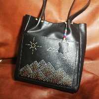 کیف زنانه طرح کوهستان چرم طبیعی