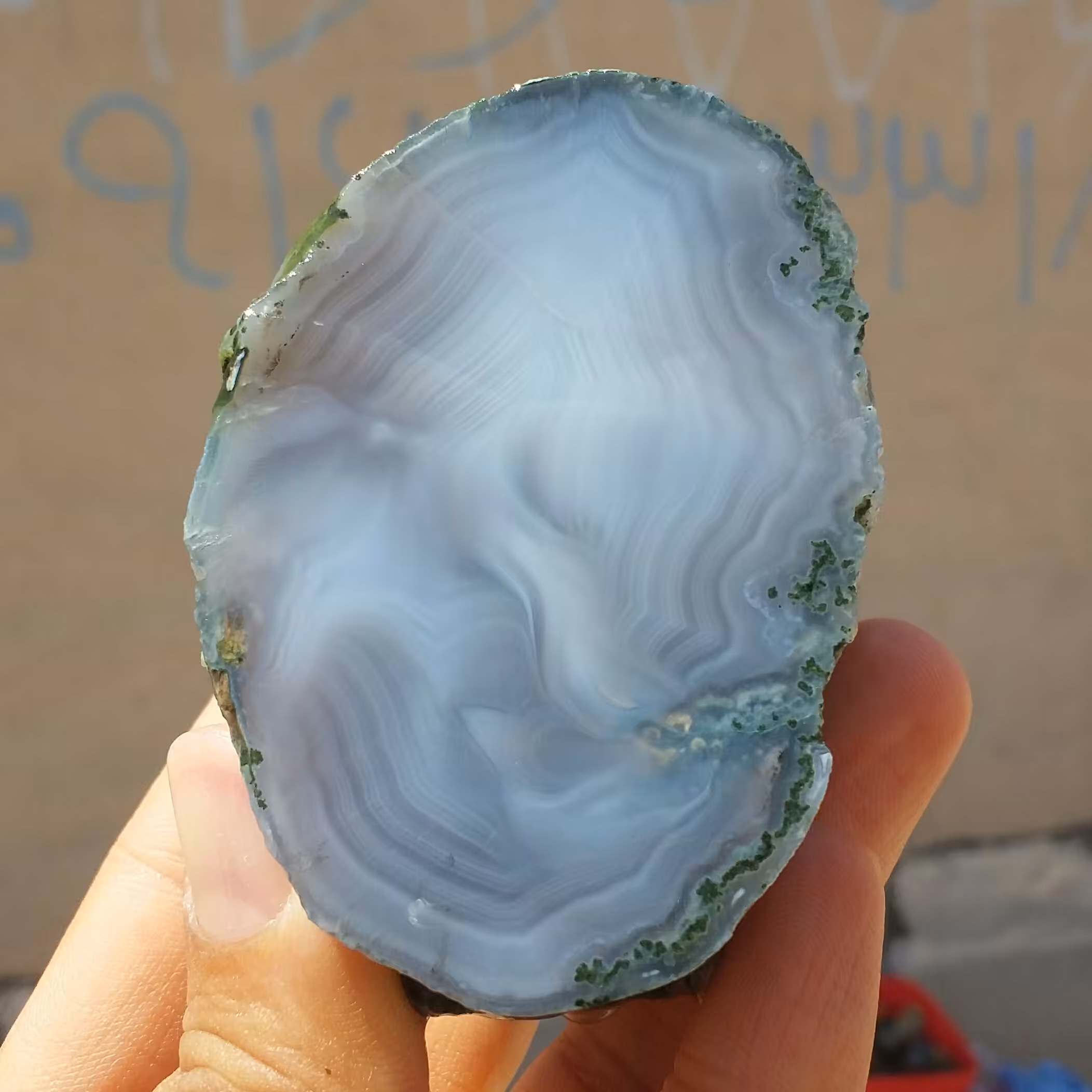 اسلایس سنگ راف عقیق سلیمانی سه بعدی مصور درشت صد در صد طبیعی با قابلیت ساخت چند اسلایس و نگین
 کد 11505