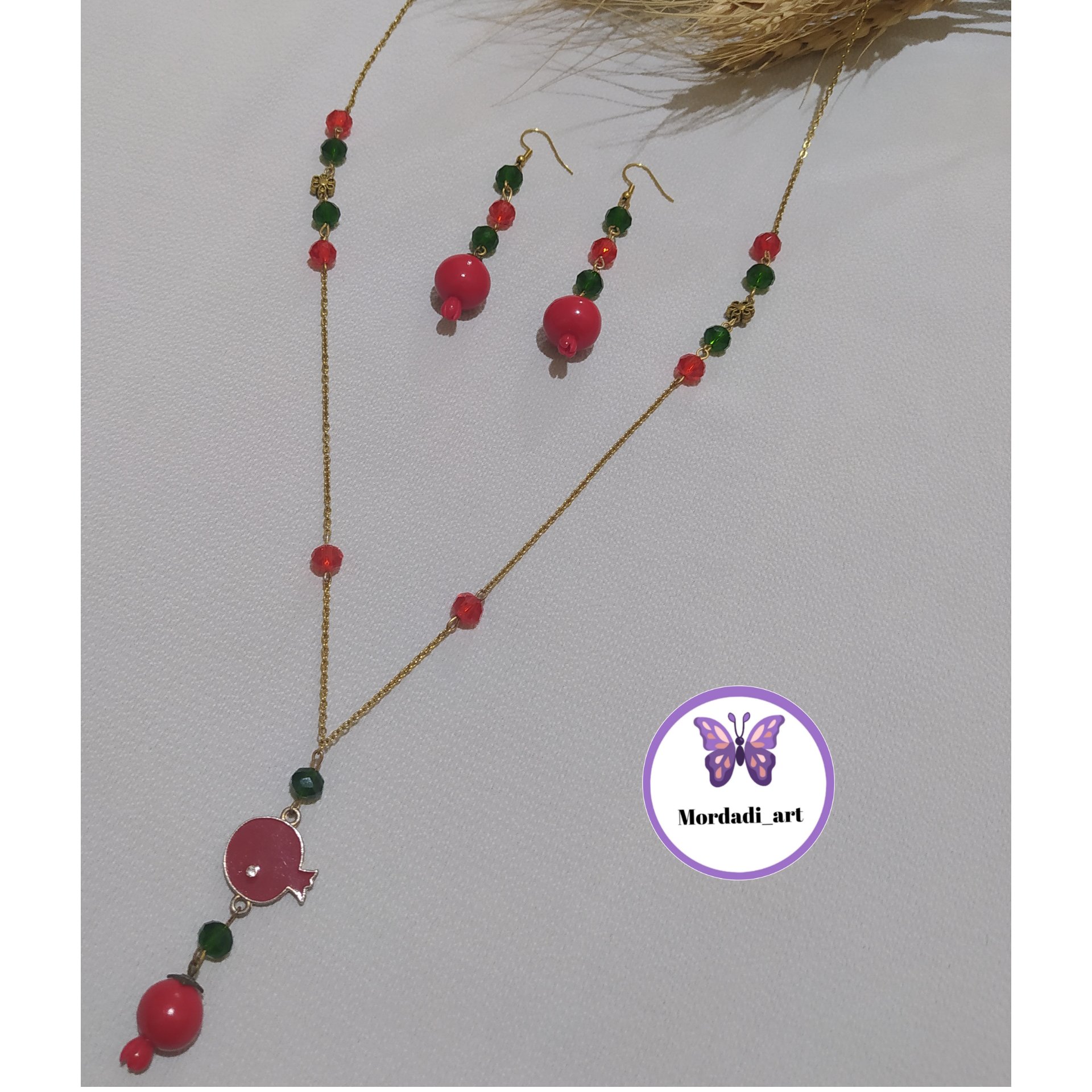 نیمست زیبای انار یلدایی