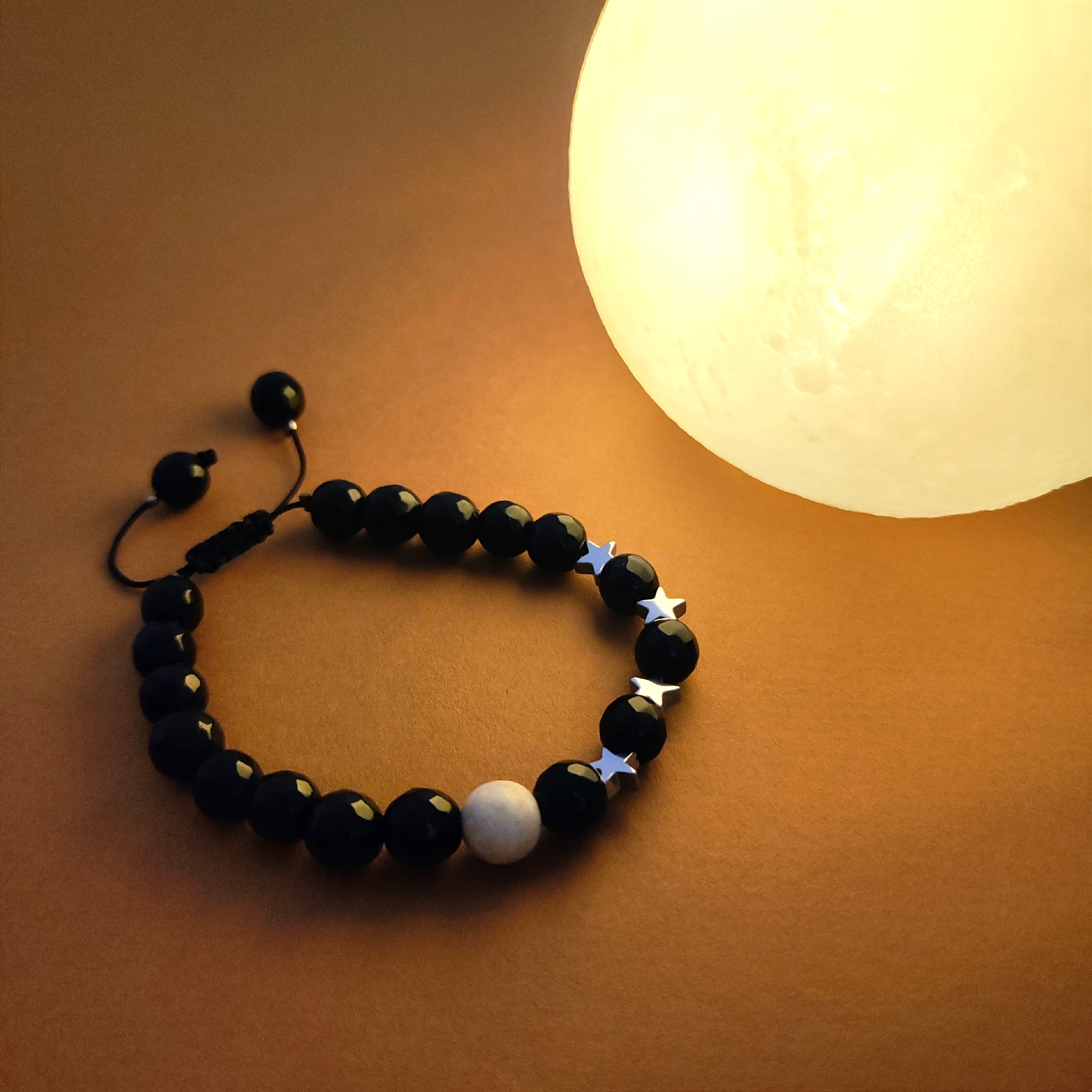 دستبند ماه و ستاره 