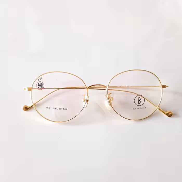 عینک طبی گرد جنسیت فریم تمام قاب فلزی قابلیت ساخت انواع عدسی طبی را دارد