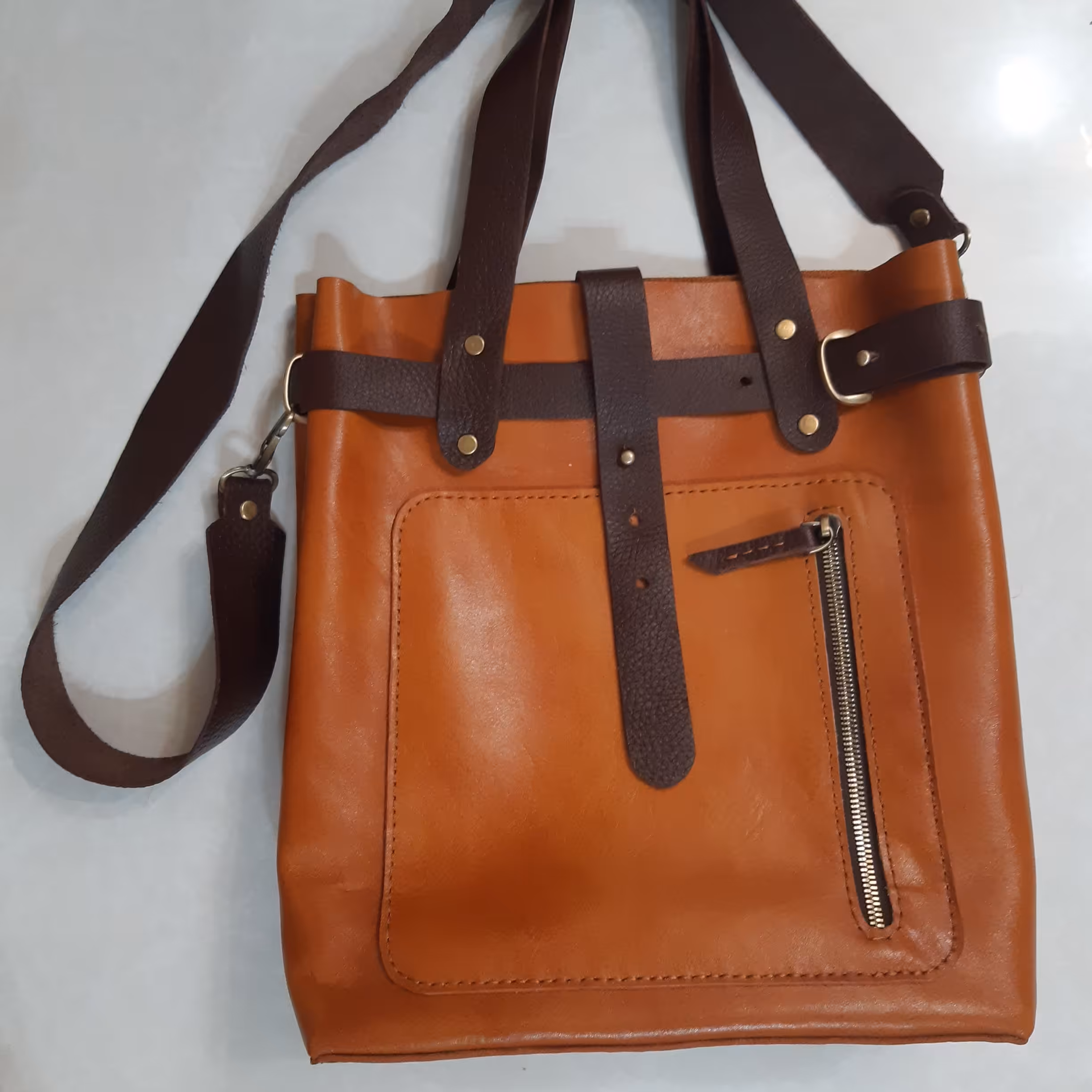 کیف اسپرت زنانه چرم طرح کمربندی (چرم طبیعی و کاملا دستدوز )