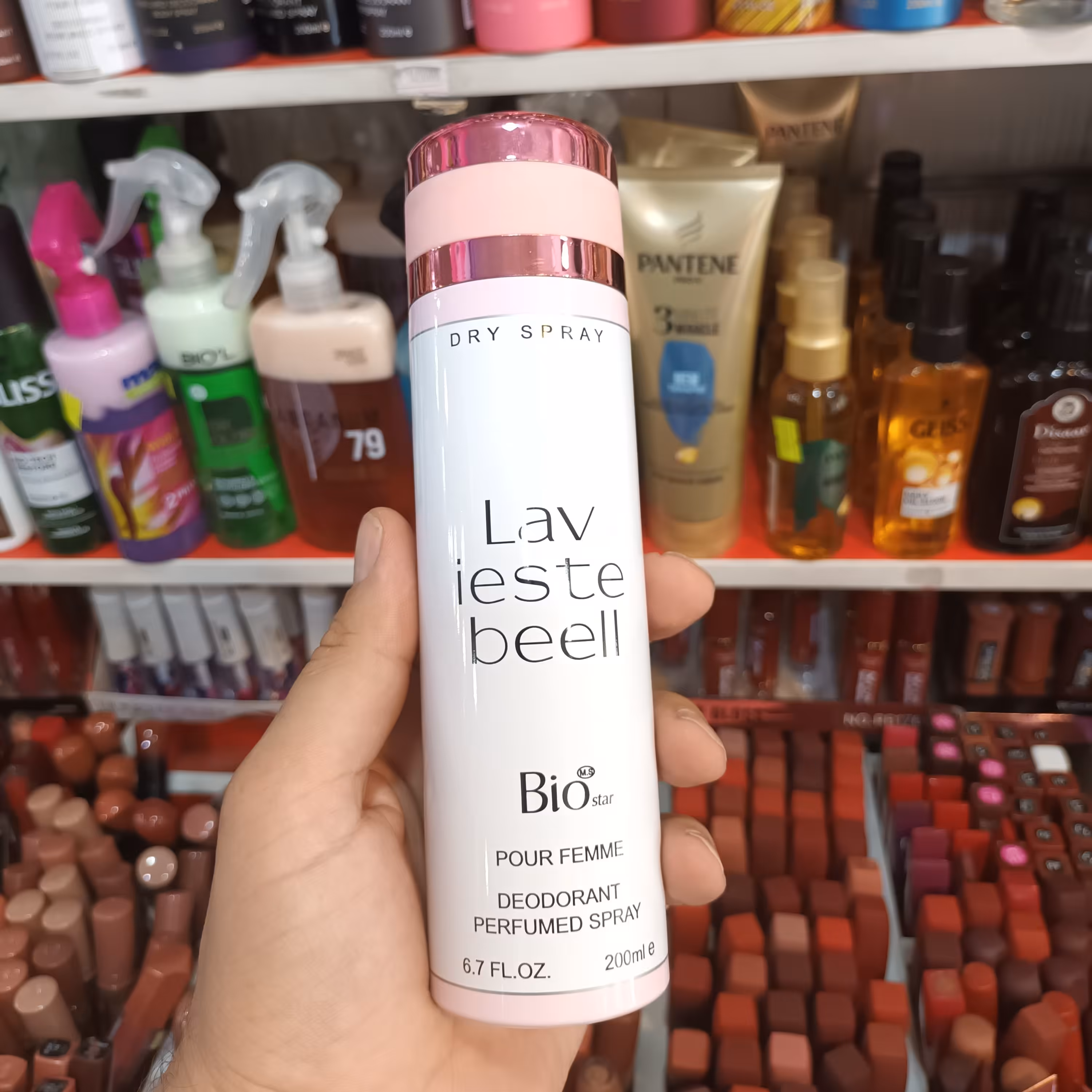 اسپری بدن زنانه بیو استار مدل لا ویه است بله La Vie Est Belle حجم 200 میلی لیتر 

