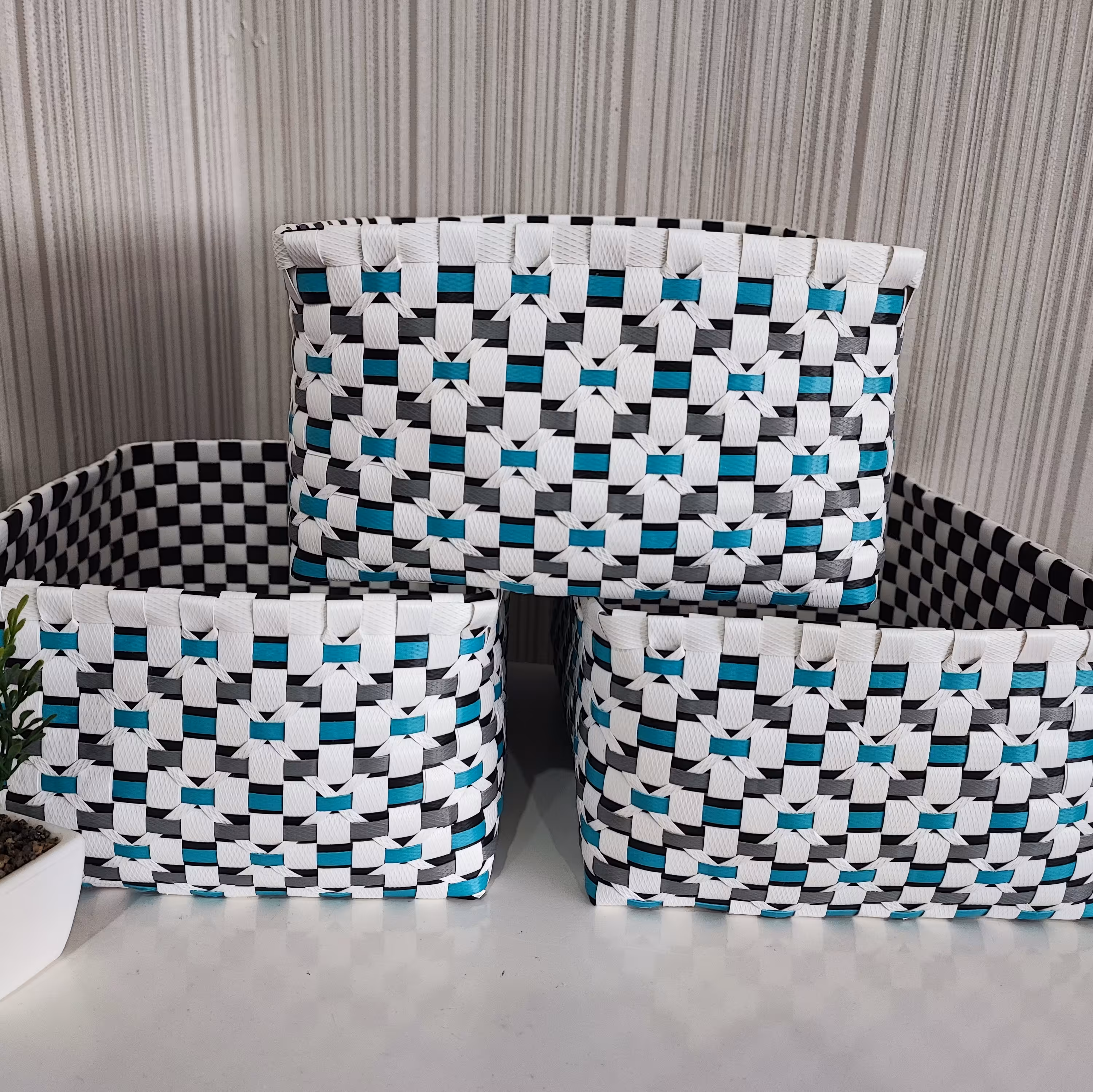 سبد و باکس حصیری تسمه ای