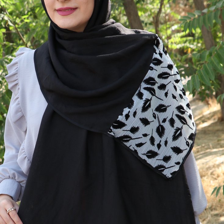 شال نخی اسلپ درجه یک رنگ مشکی حاشیه طرحدار ویژه محرم و با ارسال رایگان