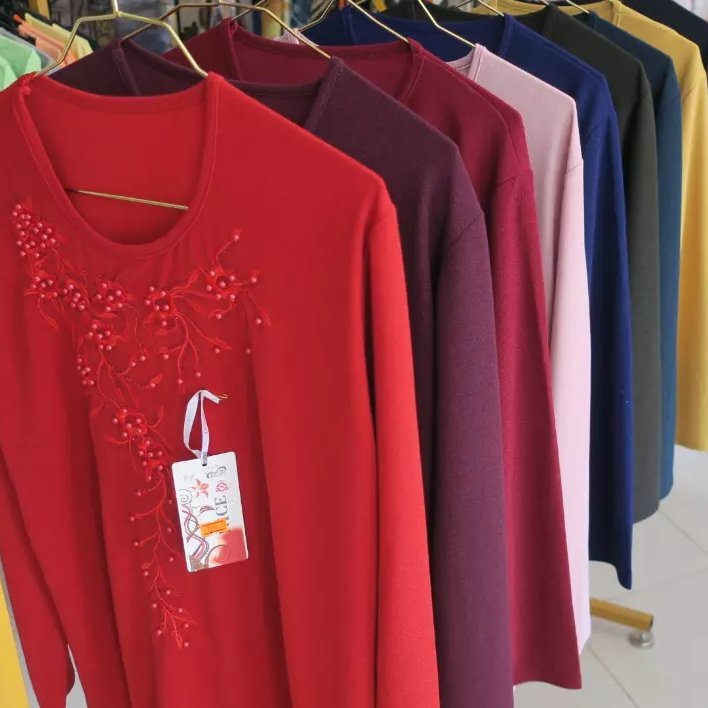 بلوز مجلسی زنانه قواره دار کارشده جنس کرپ شنی