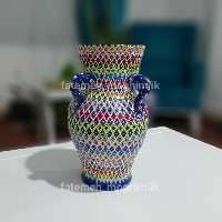 کوزه 4 دسته سفالی دکوری سایز متوسط اجرا شده با تکنیک نقطه کوبی