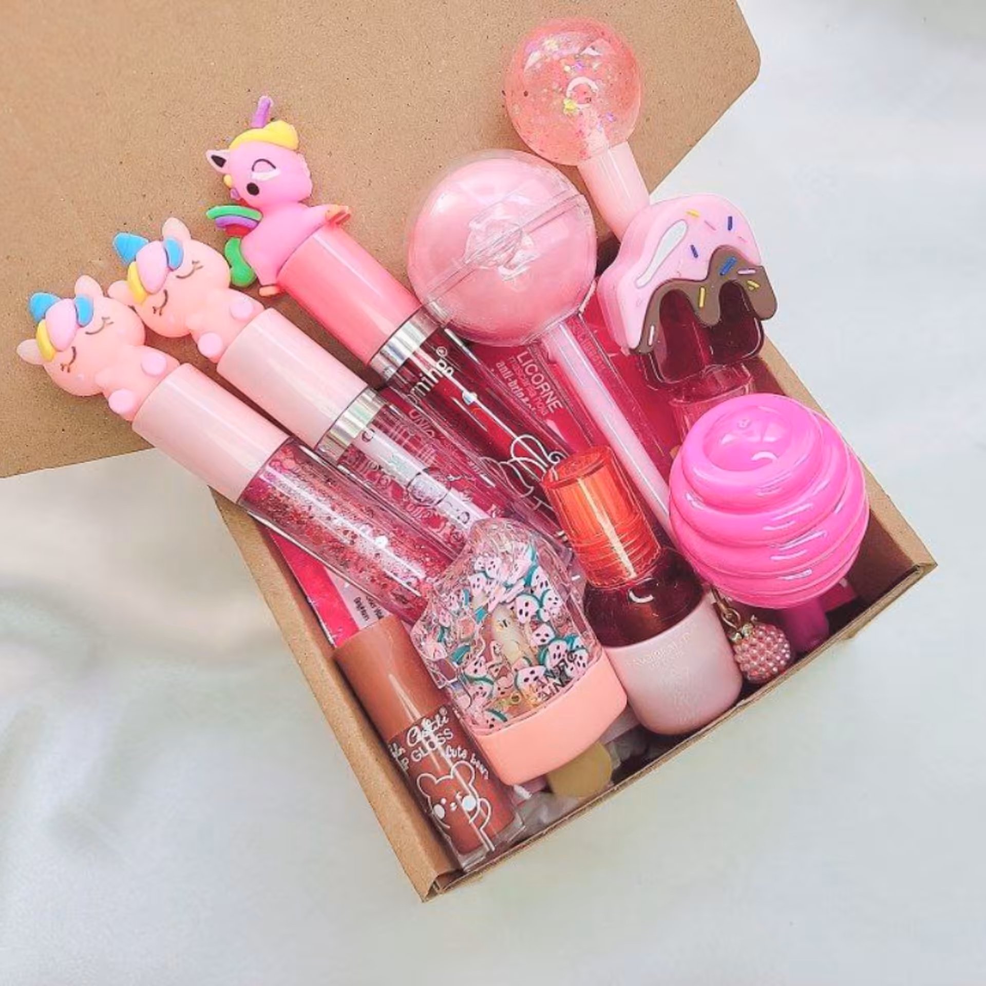 باکس جدید لوازم آرایش تم صورتی، مناسب هدیه