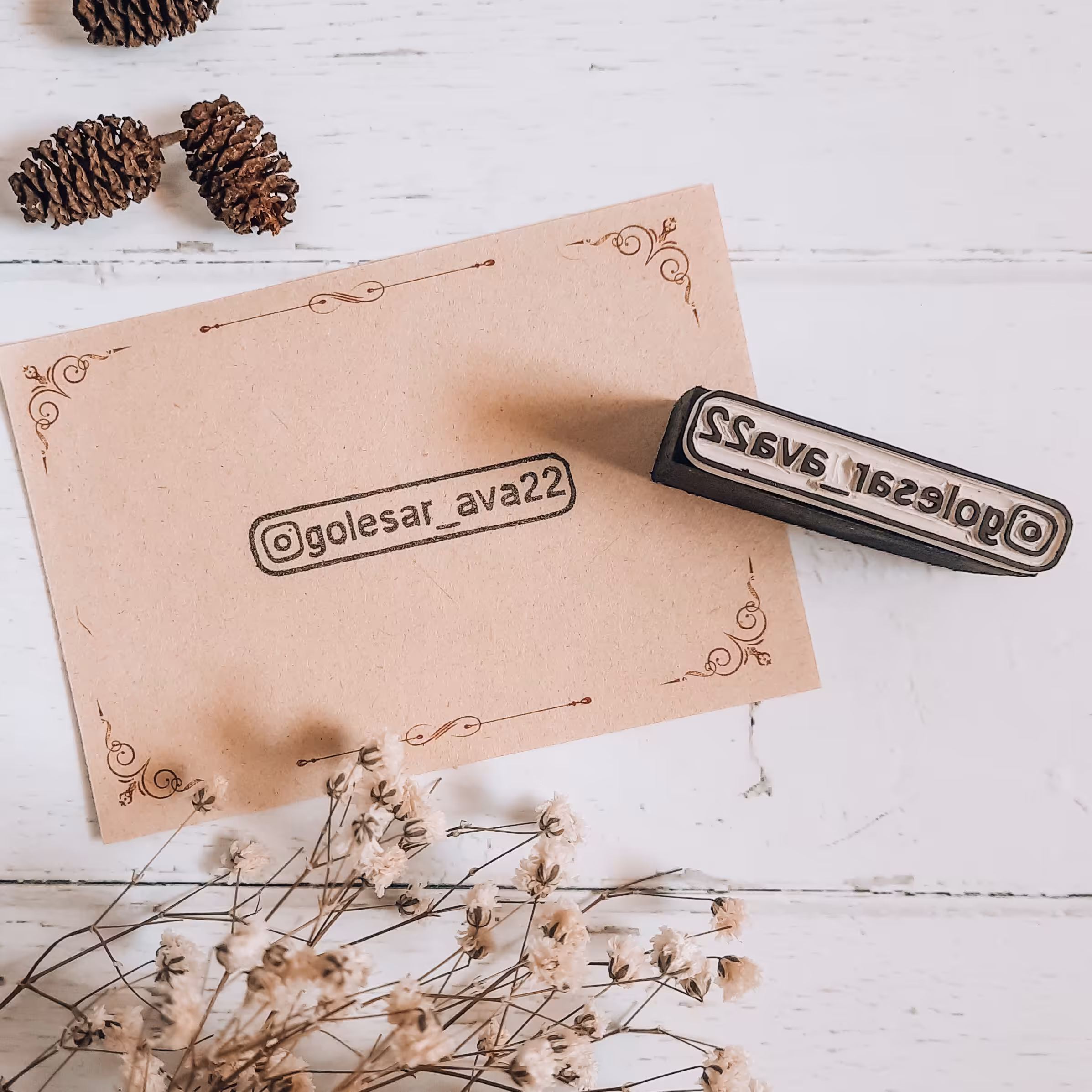 مهر آیدی با کادر مستطیل