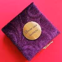 زعفران سرگل بهارکالا پک کادویی یک مثقال صادراتی (پک ترمه و مخمل) 1 مثقال 