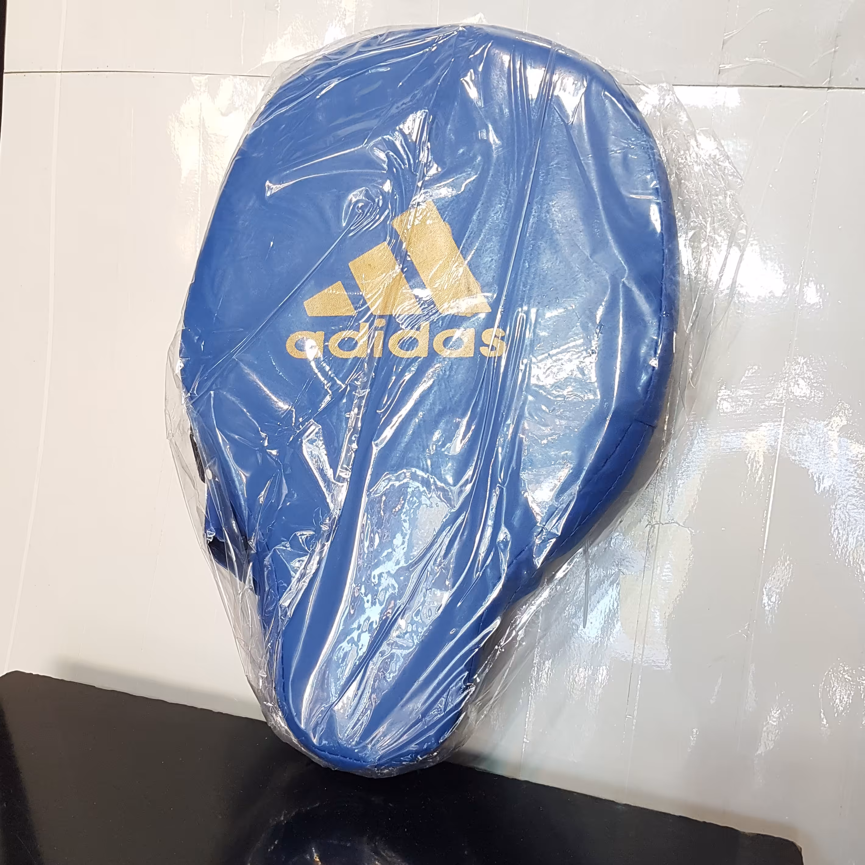 میت پنجه ای ساعد دار