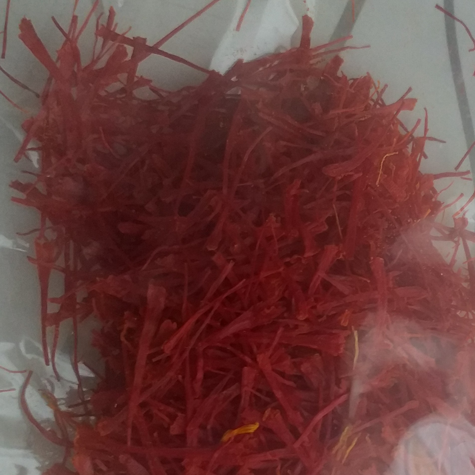 زعفران نگین  ناب خراسان یک مثقالی محصولی بی نظیر و اصل