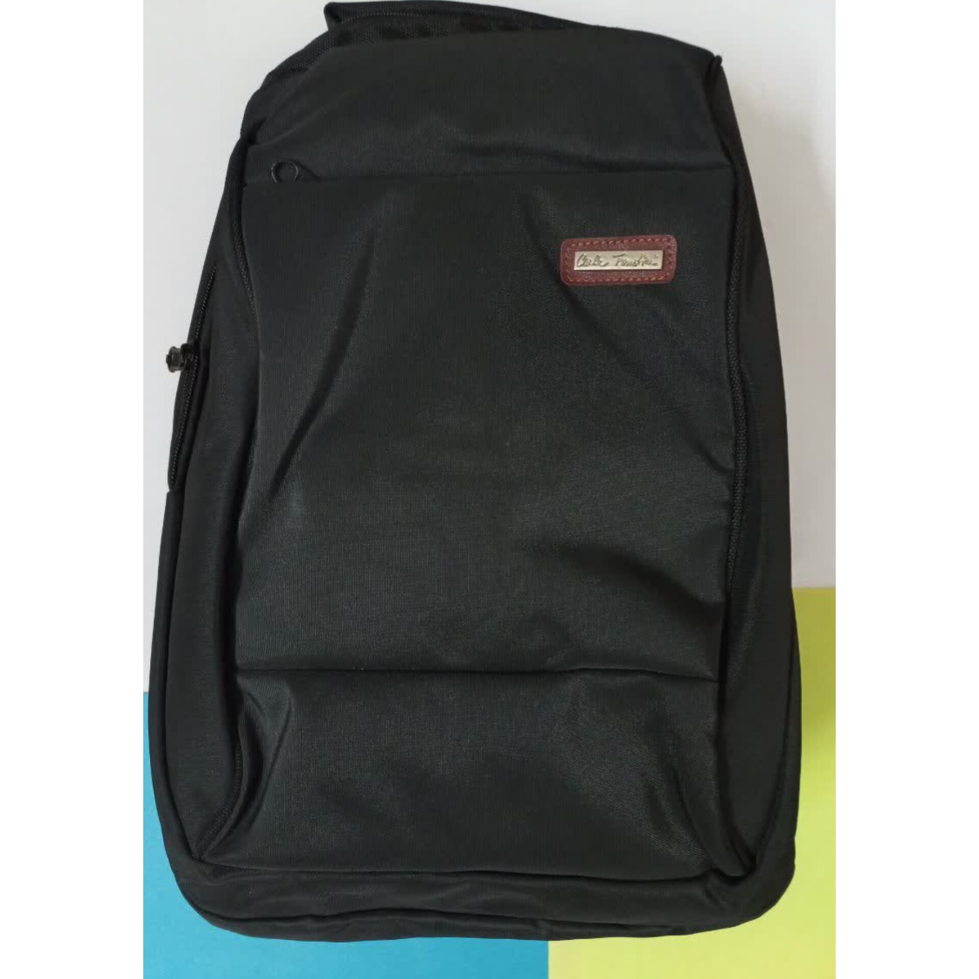 کوله پشتی 3 زیپ برزنت دارای جای لپ تاب و بند کمری 