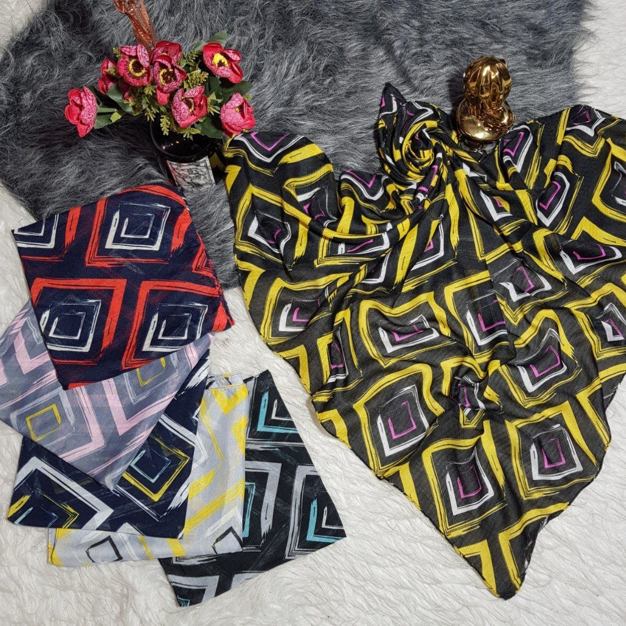 روسری قواره کوچک مربعی