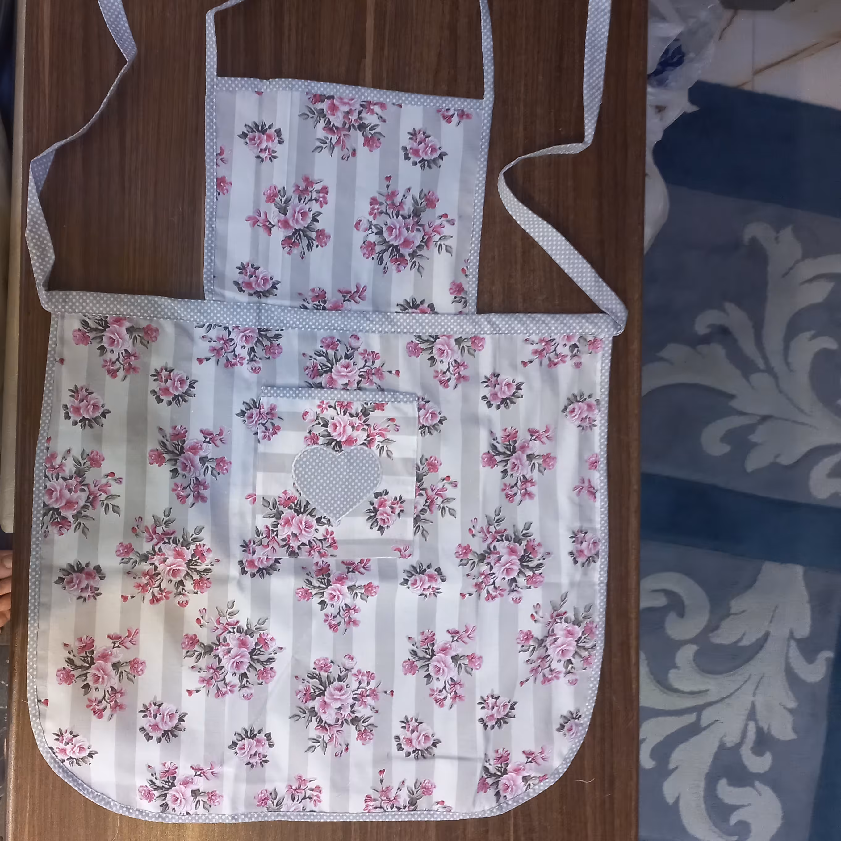 پیشبند آشپزخانه 