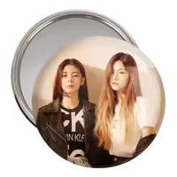 آینه جیبی خندالو مدل یجی و یونا گروه ایتزی ITZY کد 12454