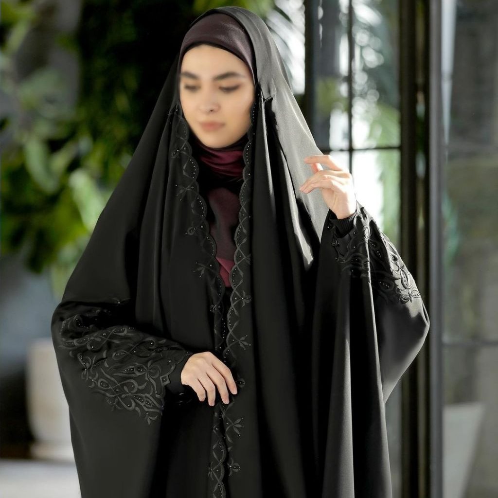 چادر مدل عبایی گلدوزی اعلا