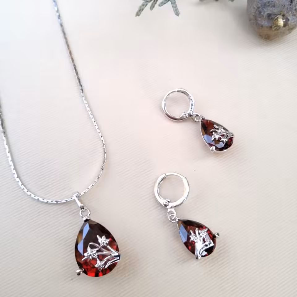 نیم ست برند ژوپینگ طرح اشک قرمز