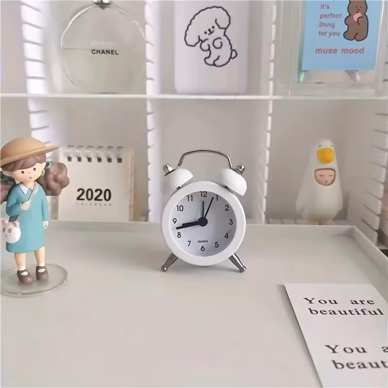 ساعت زنگدار فلزی